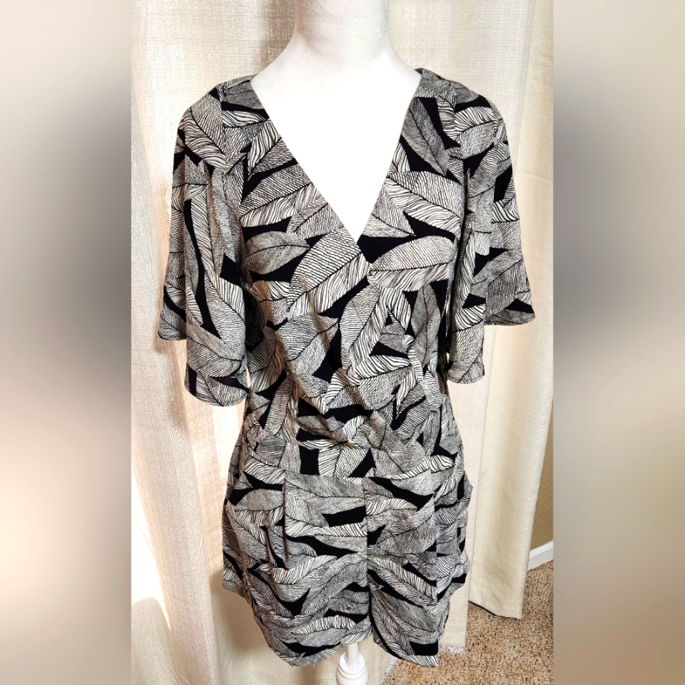 LOFT Fern Wrap Romper Black White Flounce Sleeves Sz M